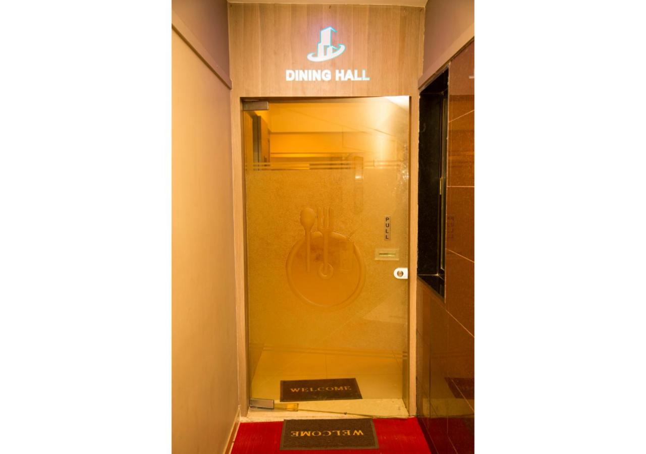 Ashok Deluxe Apartments, Marol Andheri East Βομβάη Εξωτερικό φωτογραφία
