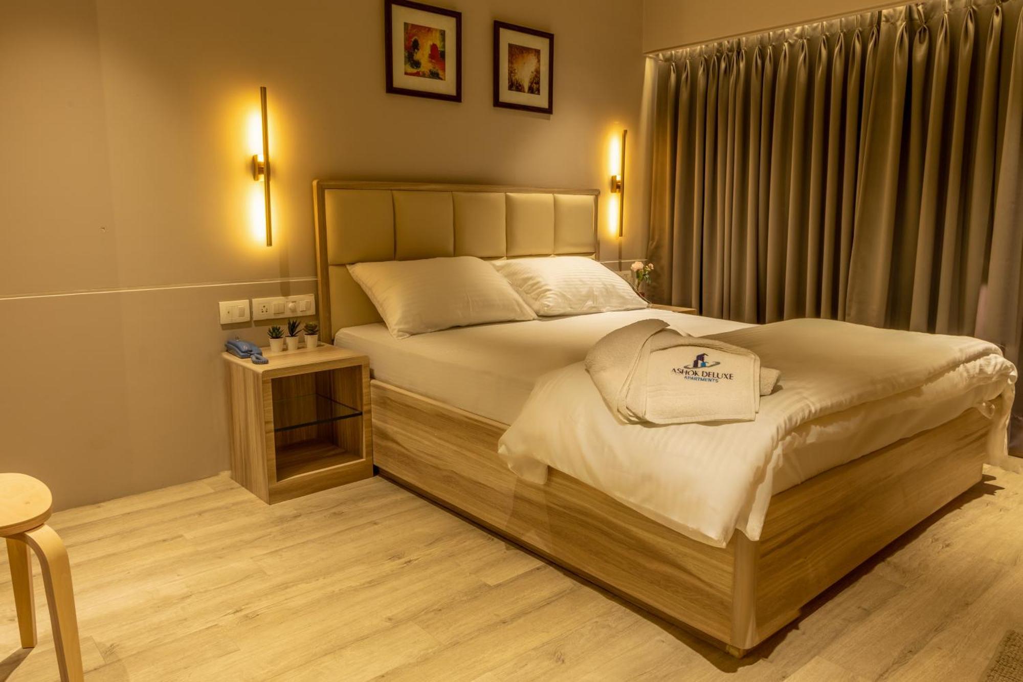 Ashok Deluxe Apartments, Marol Andheri East Βομβάη Εξωτερικό φωτογραφία